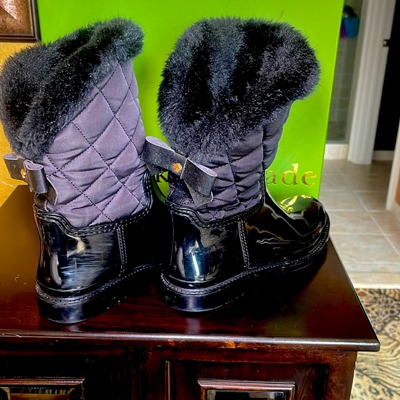 Kate spade women’s rain boot - Picture 3 of 11